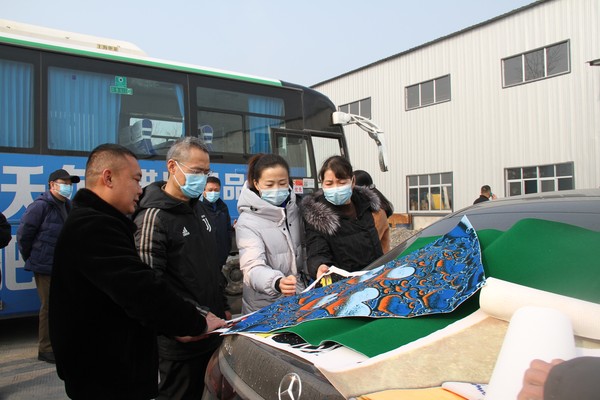 吴主任视察照片.jpg